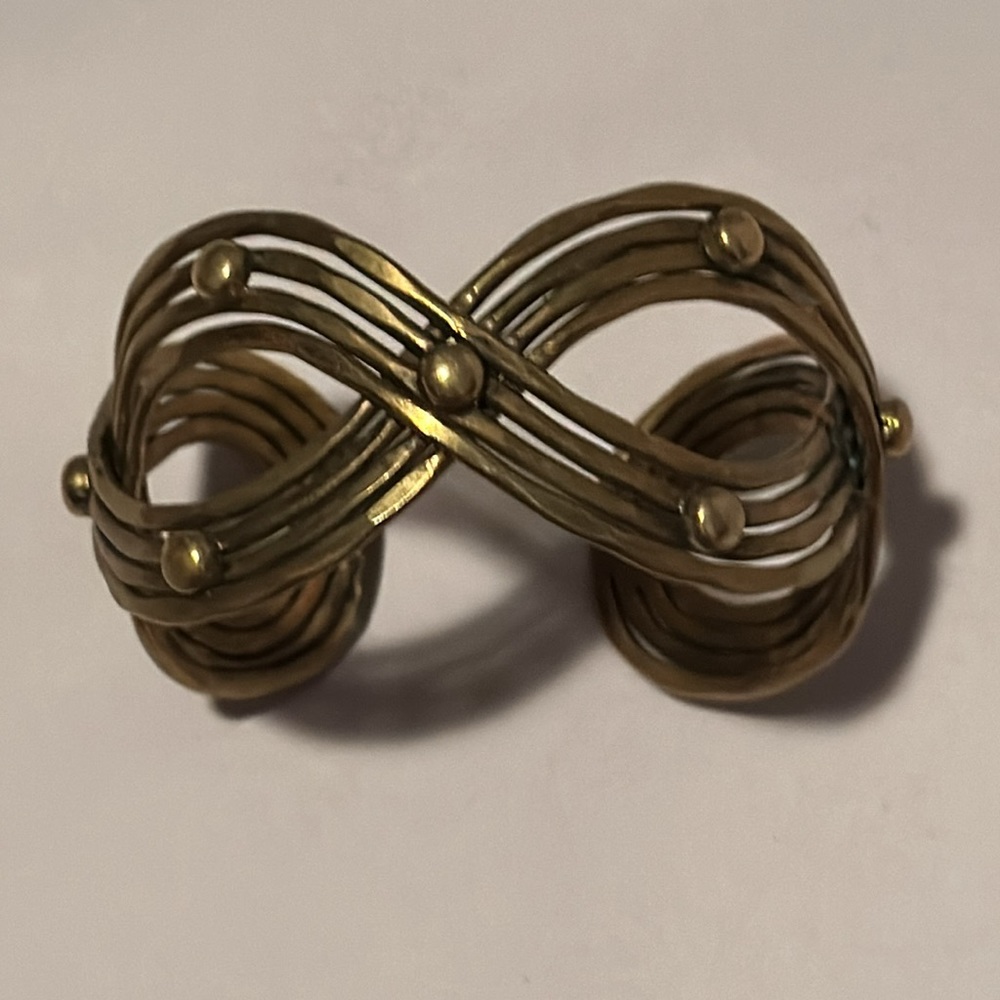 🌺 Brass Lace Tribal Bracelet - Picture 2 of 8